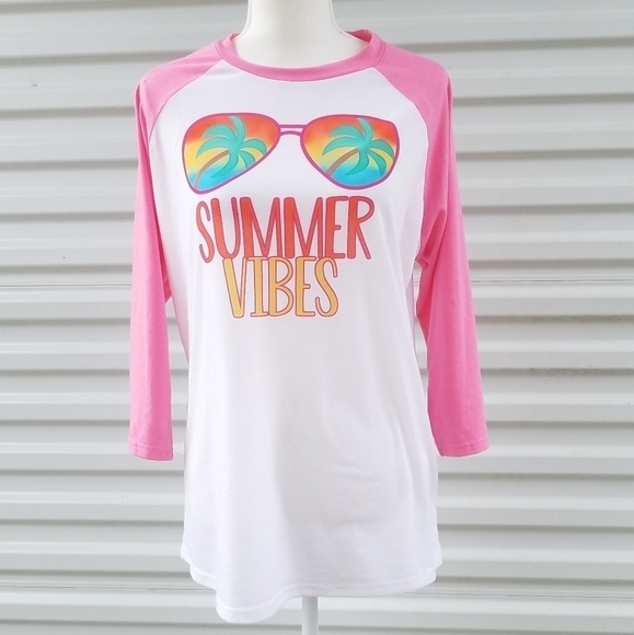 Prissy Jane summer vibes top - Picture 1 of 6